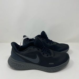 Mens Nike Revolution 5 Running Shoes Pre-Owned